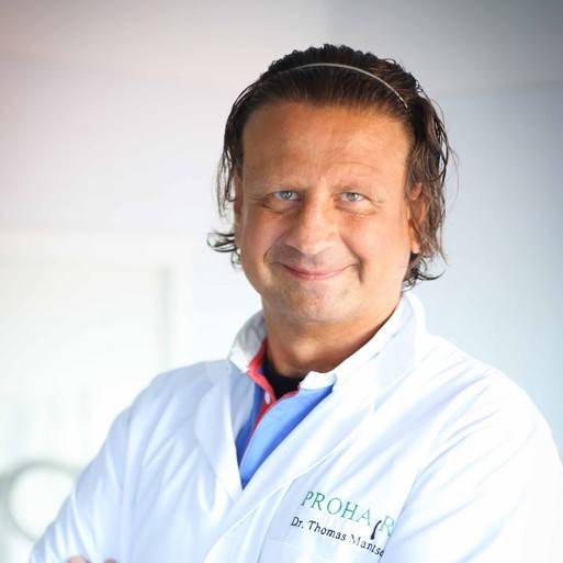 Il dottor Thomas Mantse